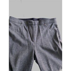 Skinny Pants So Slimming Chico’s Knit Size 0.5 Short. NWOT
